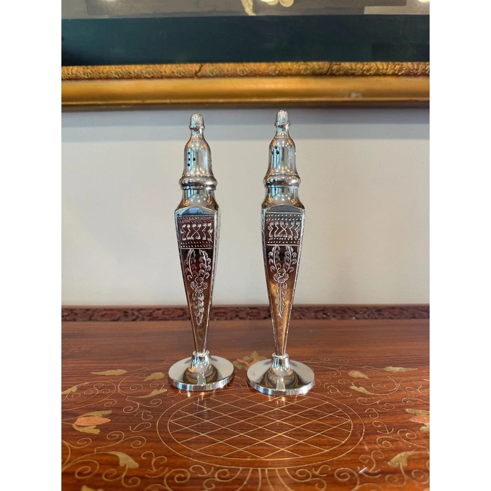 Vintage Towle Etched Floral Salt & Pepper Shakers‎
